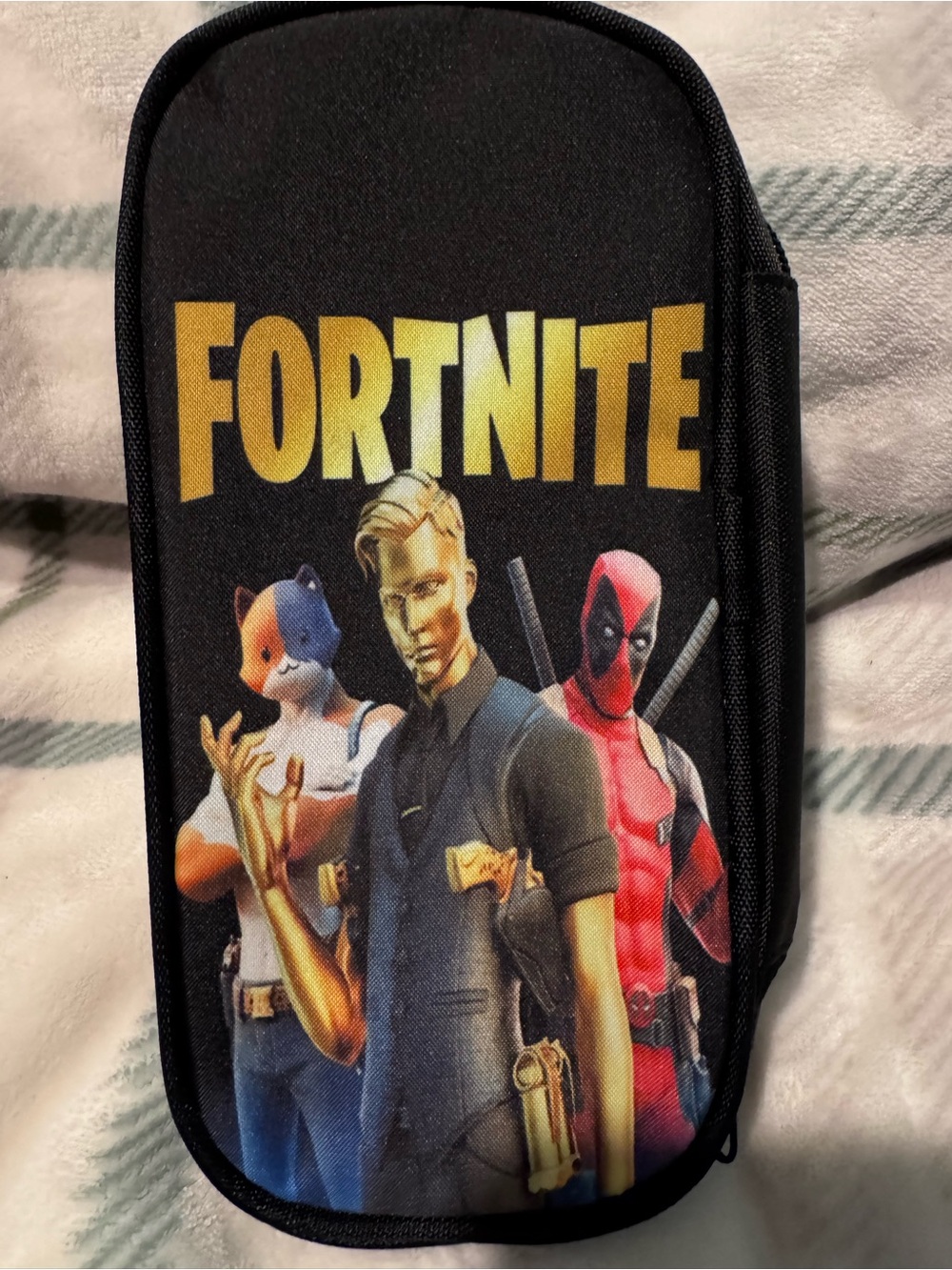 Black Character Graphic Men’s Travel Pouch